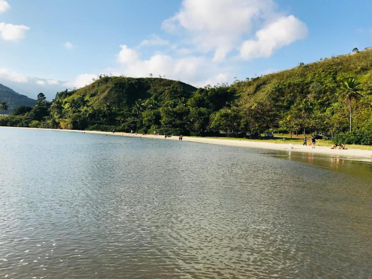 Apartamento Pe Na Areia Frente Para O Mar E Piscina Na Prainha Caraguatatuba Luaran gambar